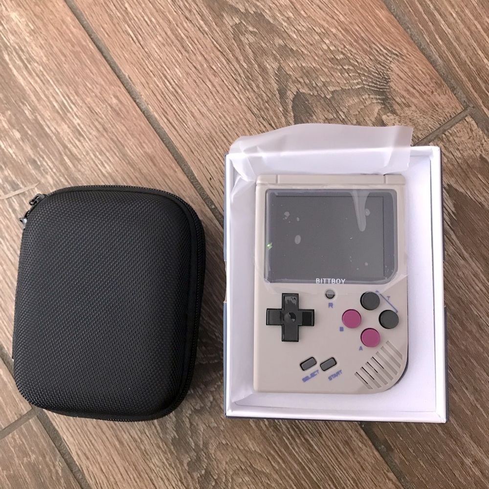 BittBoy v2 Handheld Retro Console Handheld Gaming Console with Case